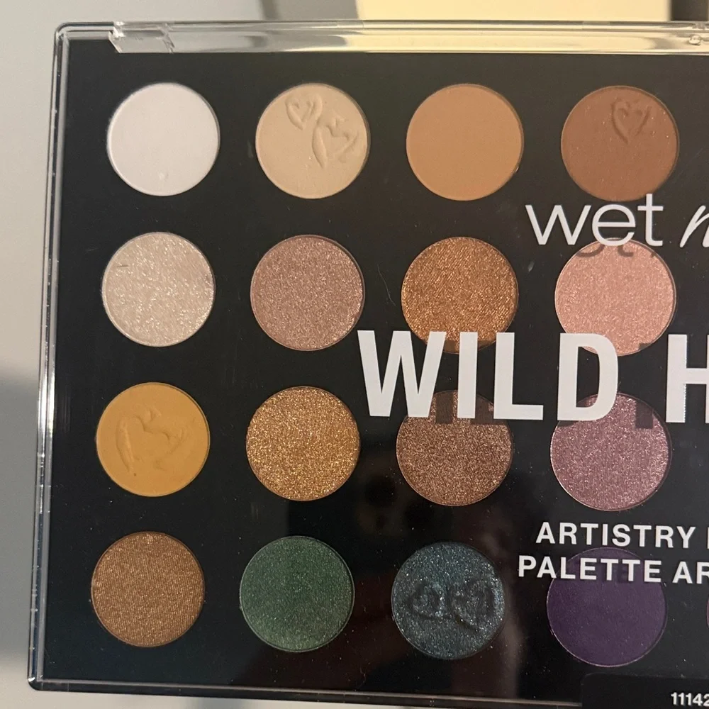 Wet n Wild Wild Heart Artistry Palette - Vibrant Shades